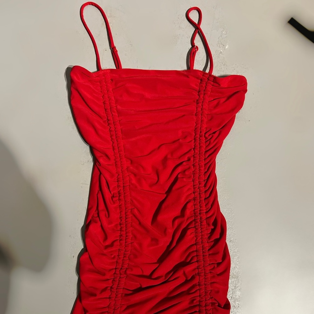 bodycon red dress